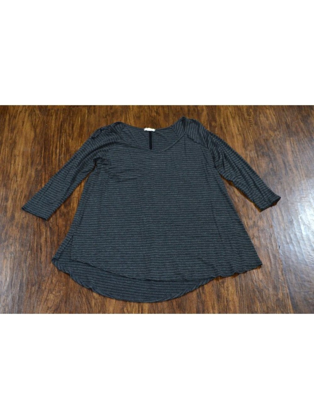 Womens Size Med Striped Black Shirt Tunic Casual Flowy Basic Soft Relaxed Flared